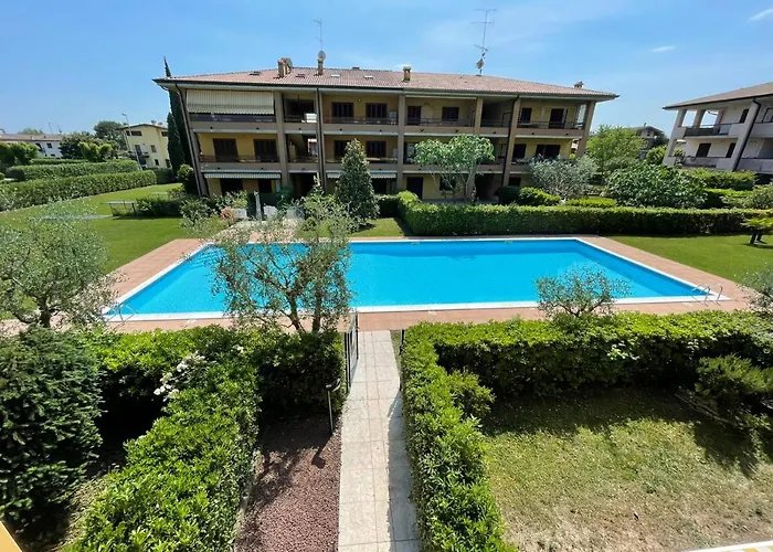 Gardappartamenti Tito Speri Pool And Garden