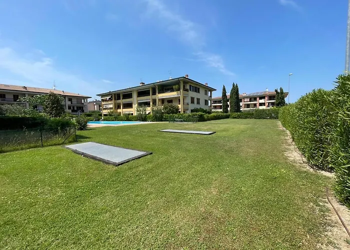 Gardappartamenti Tito Speri Pool And Garden