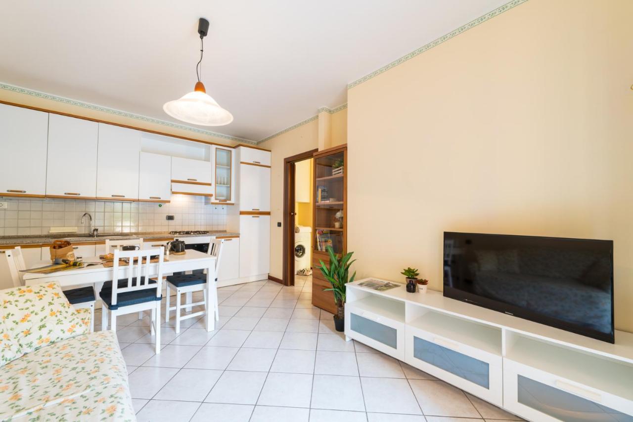 Apartamento Gardappartamenti Tito Speri Pool And Garden Sirmione