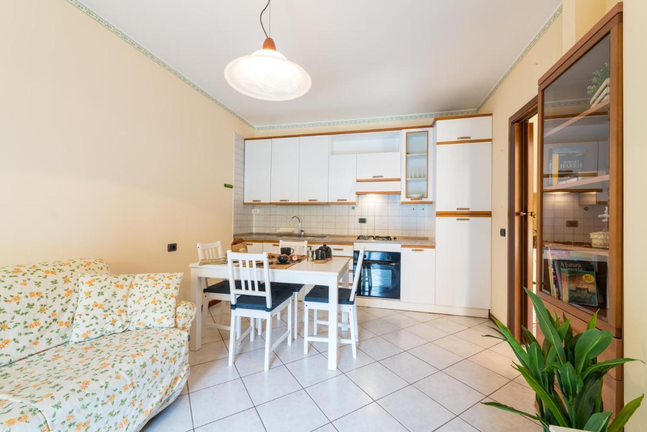 Apartamento Gardappartamenti Tito Speri Pool And Garden Sirmione